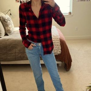 Abercrombie and fitch black and red button down flannel